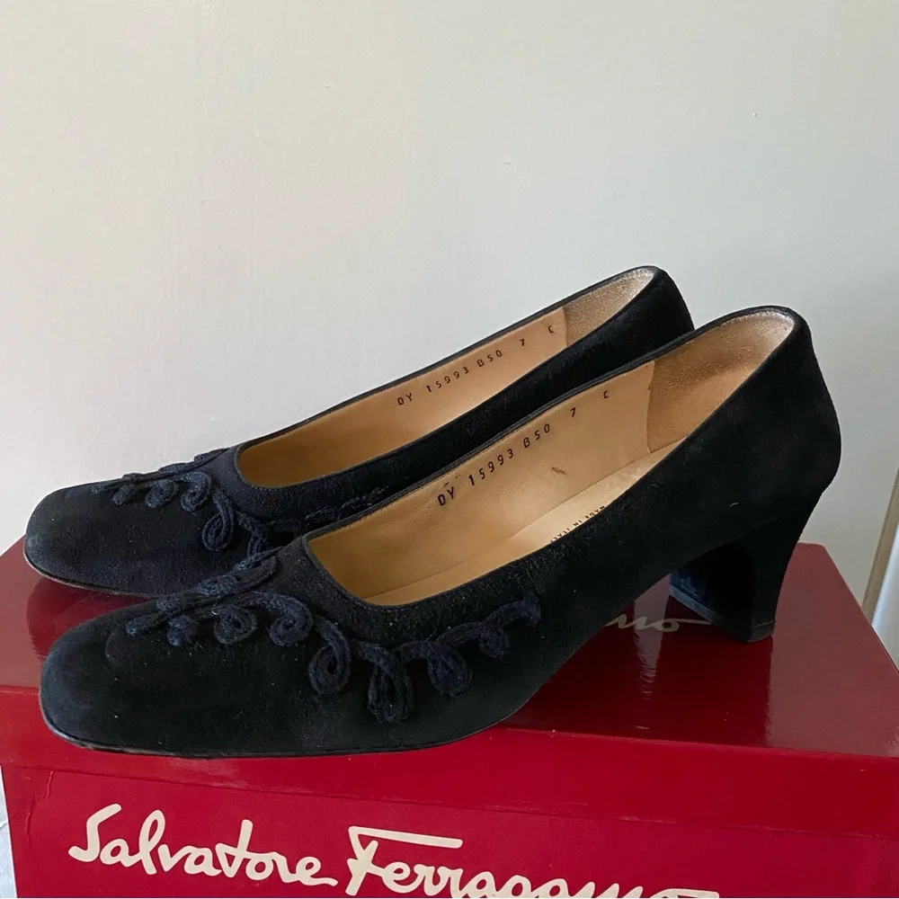 Salvatore Ferragamo Black Suede Scilla Heels with Embroidery - Picture 2 of 6